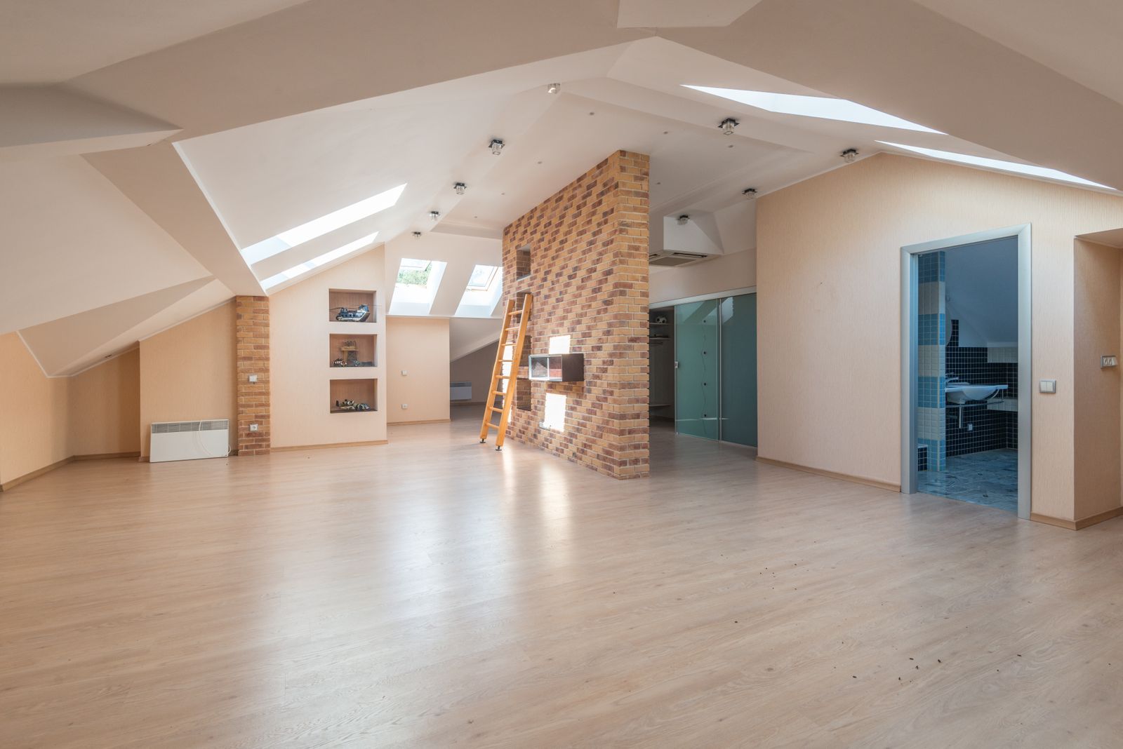 Move In / Move Out Cleaning in London by Green Cleaners